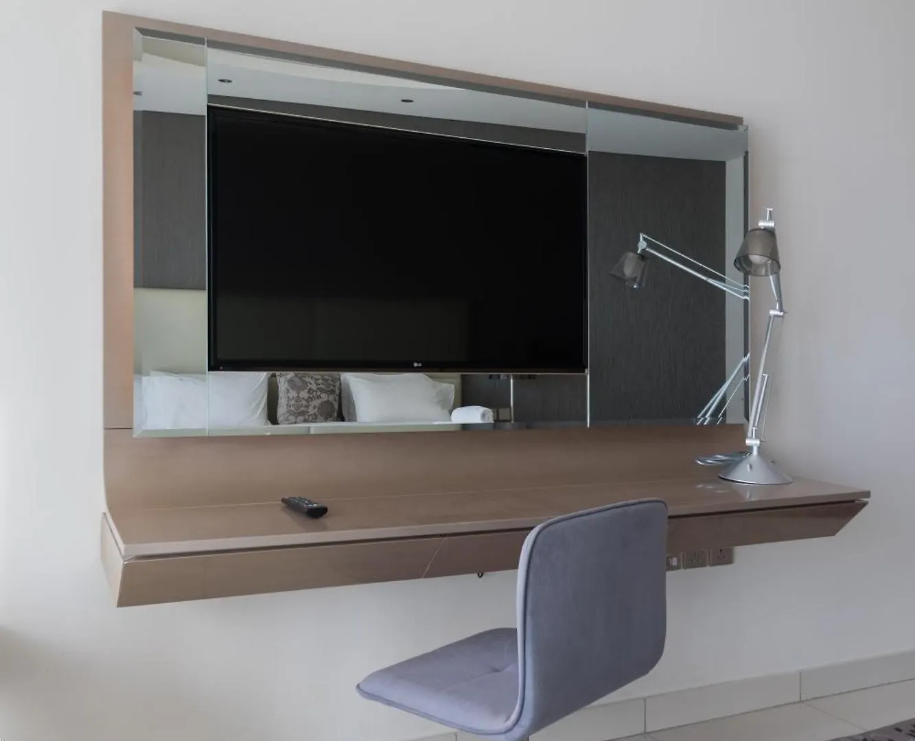 Cozy 1Br With Balcony Great View, Damac Towers Apartment Dubai United Arab Emirates